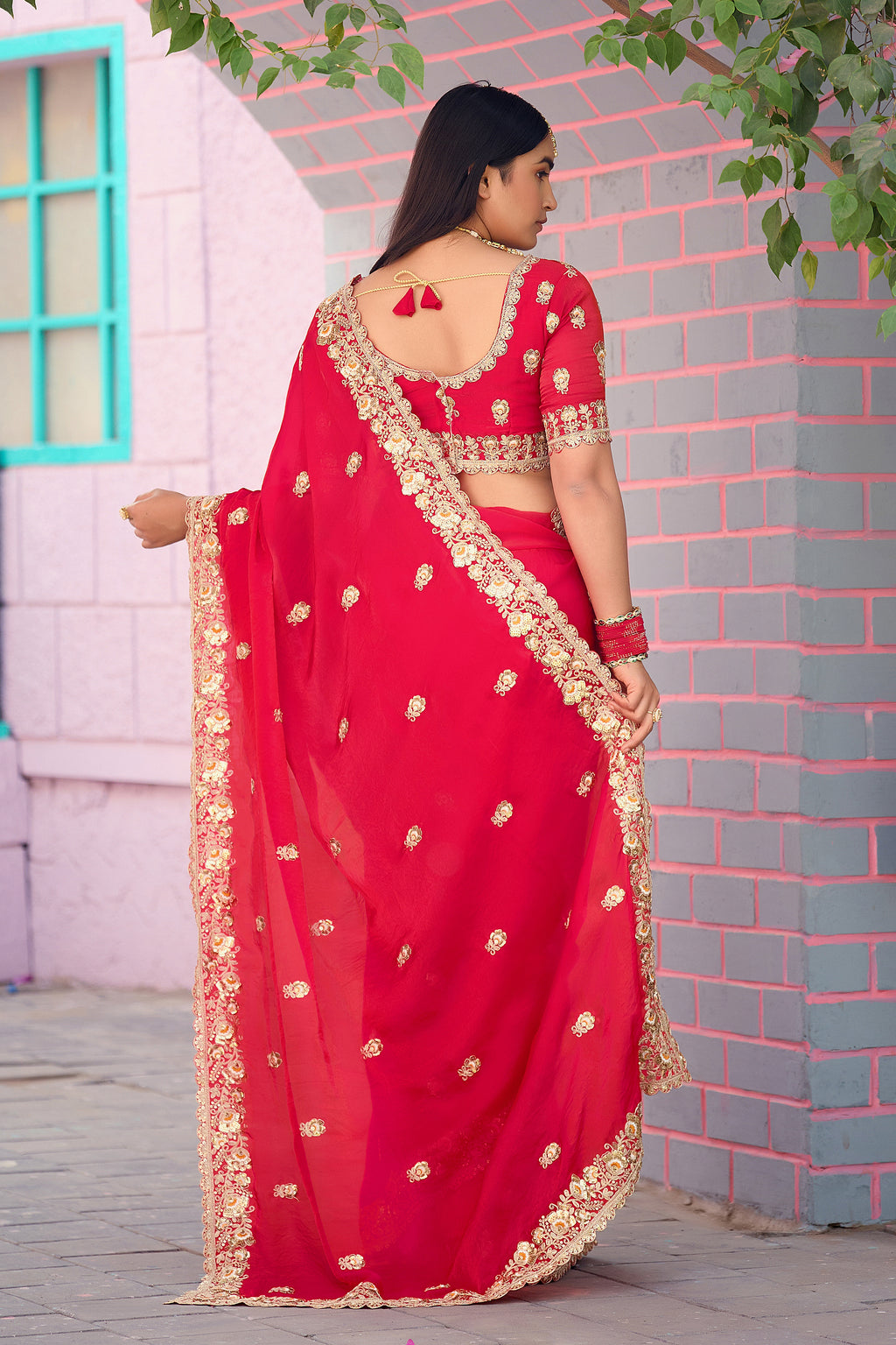 Resham Raaj Fandy Satin Embroidered Saree with Designer Blouse