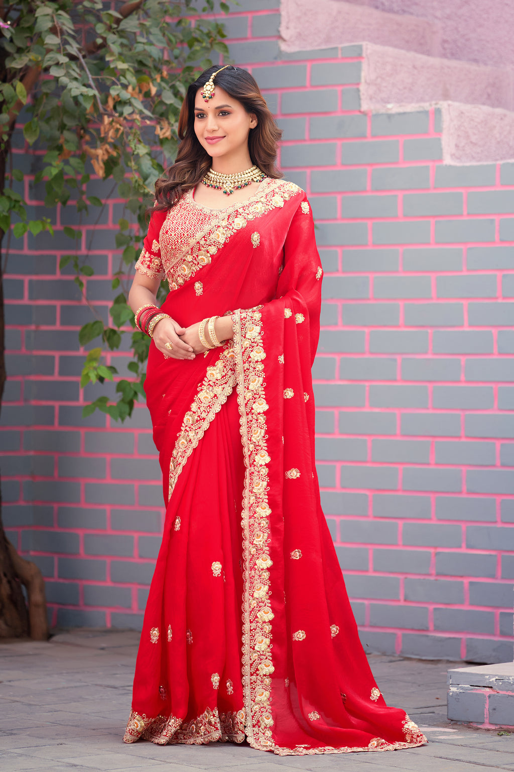 Resham Raaj Fandy Satin Embroidered Saree with Designer Blouse