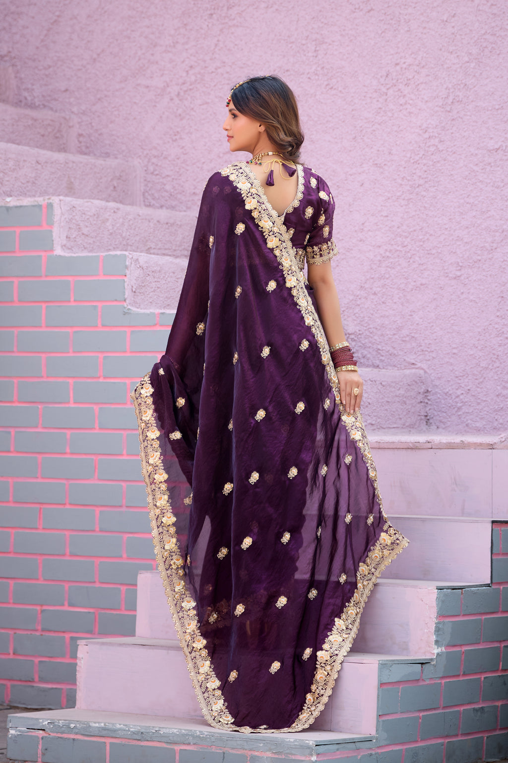 Resham Raaj Fandy Satin Embroidered Saree with Designer Blouse