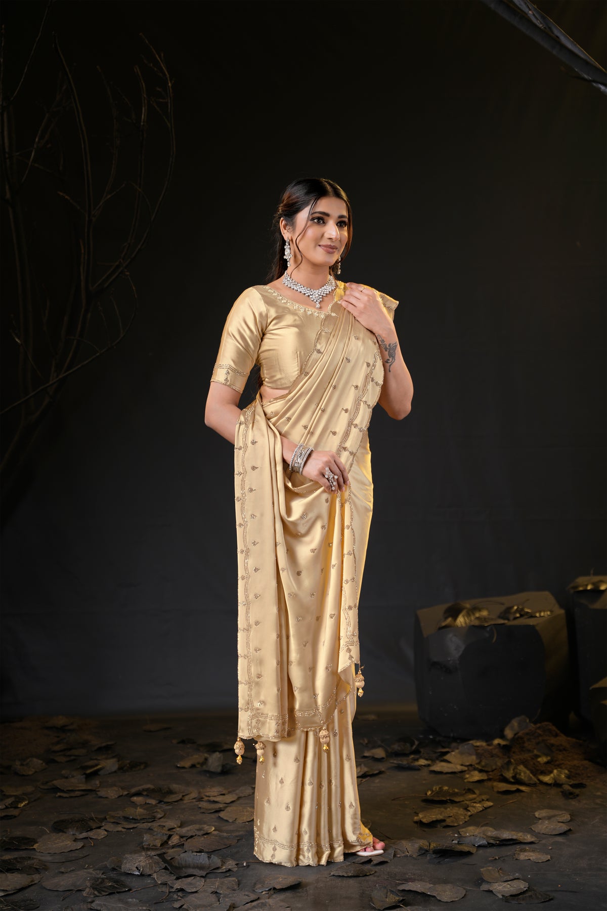 Sunehari Satin Saree with Embroidered Booti & Scalloped Border | 4 Colours