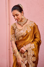 Kusum Saree – Grand Bridal Ensemble with Embroidered Kamarband | Fancy Satin