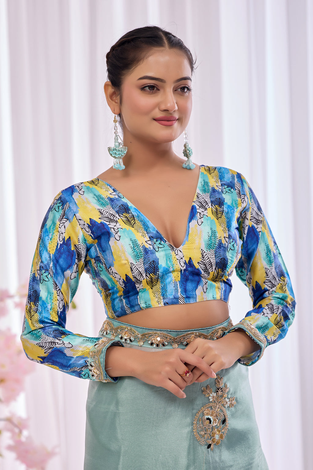 Lahari — Aqua Mint Embroidered Tissue Organza Saree | Morpankh 1.0