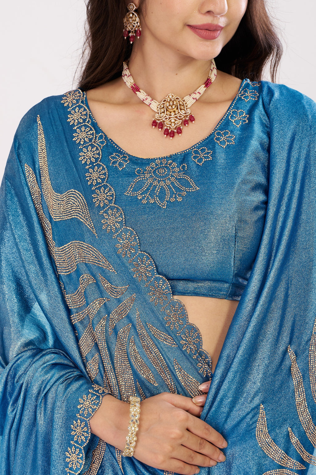 Jharokha Embroidered Shimmer Saree