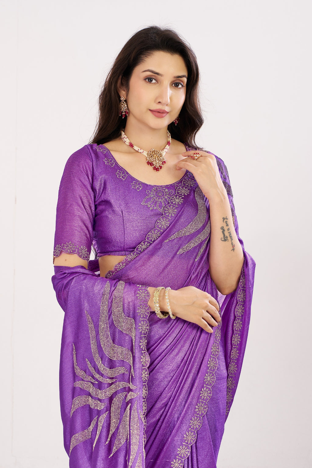 Jharokha Embroidered Shimmer Saree