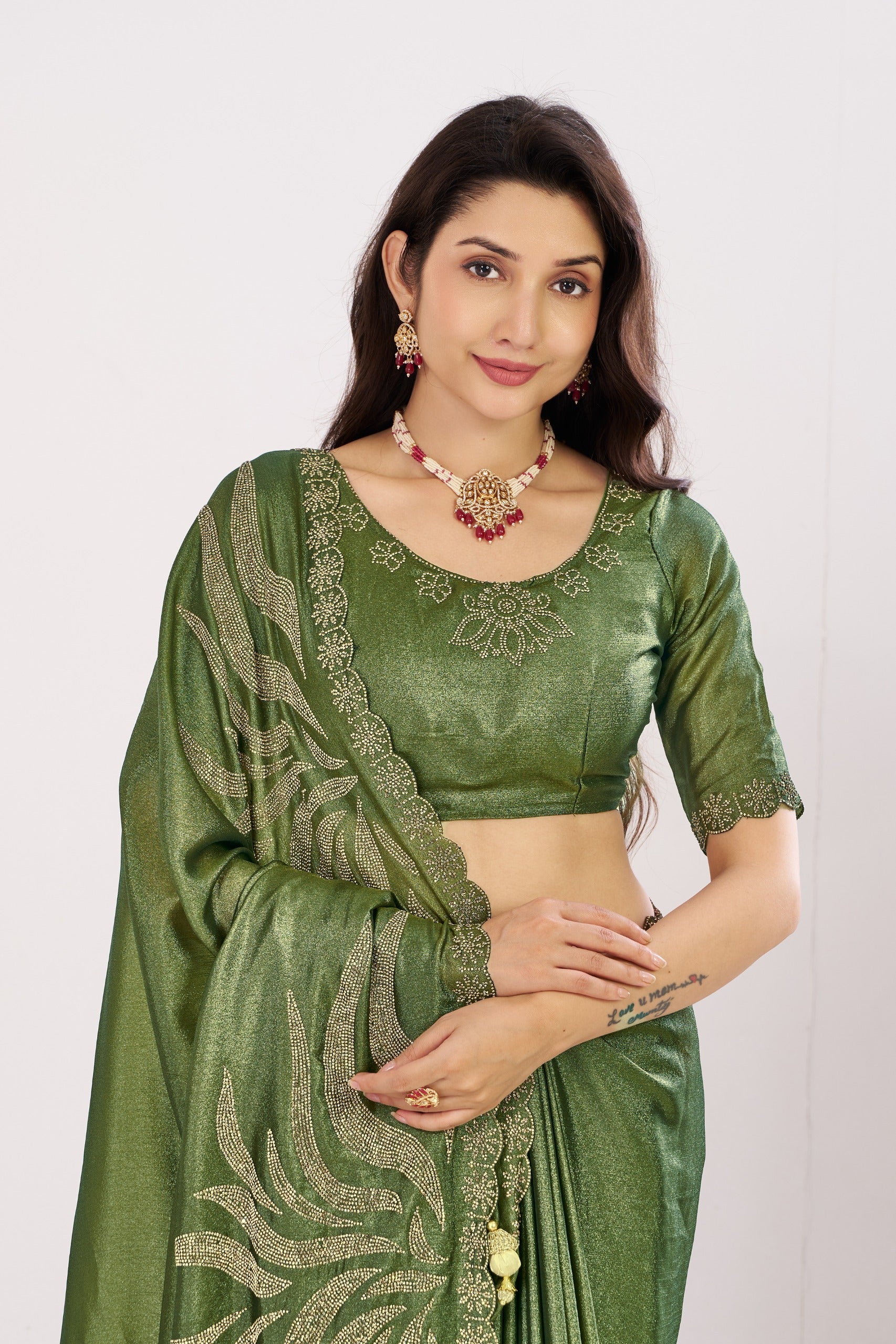 Jharokha Embroidered Shimmer Saree